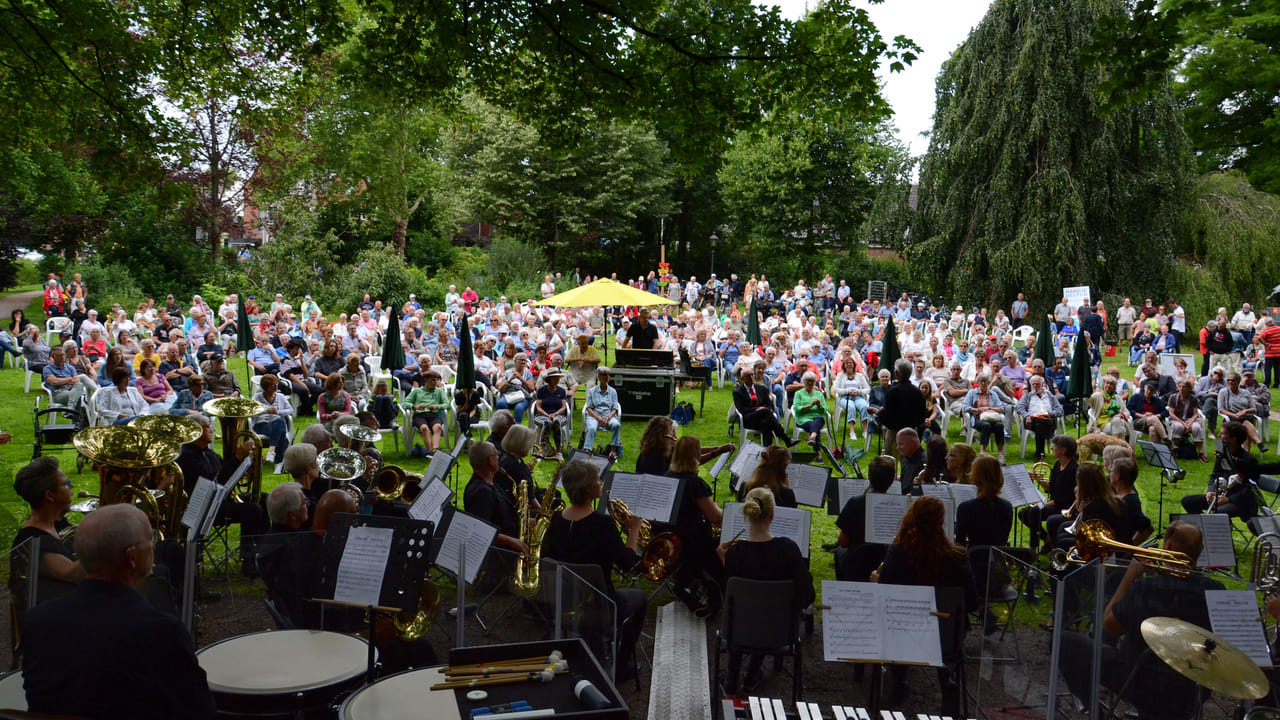 ParkPodium Boom & Bosch trapt muzikale zomer af